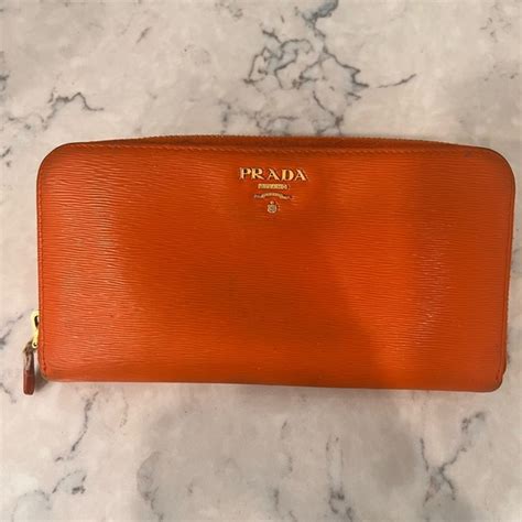 prada zip around wallet vitello gold tone caramel|Prada Vitello Move Wallet .